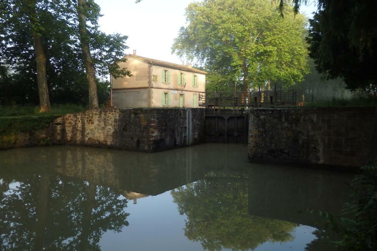 La Bonne Planque - Maison Eclusiere De La Domergue Canal Du Midi Mas-Saintes-Puelles Екстер'єр фото